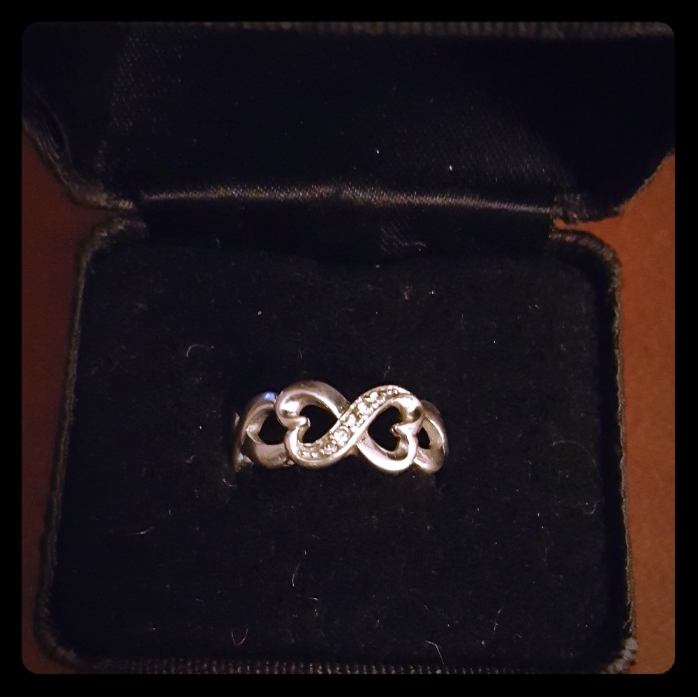 Sterling silver infinity heart ring